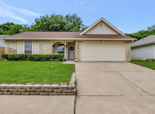 6609 Patsy Ln, Watauga, TX 76148