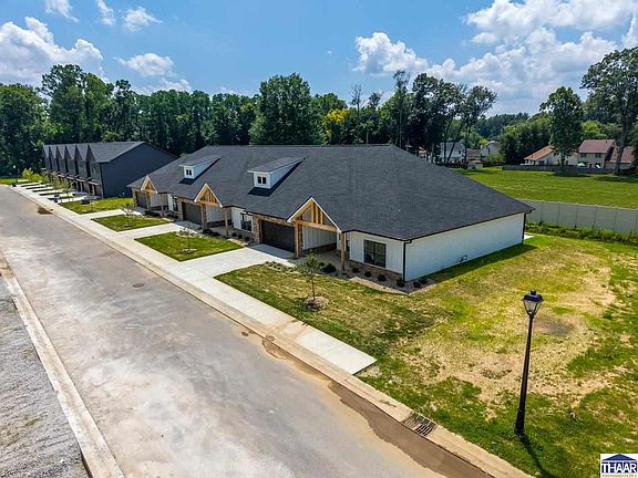 2nd image of 1765 Bear Creek Ln