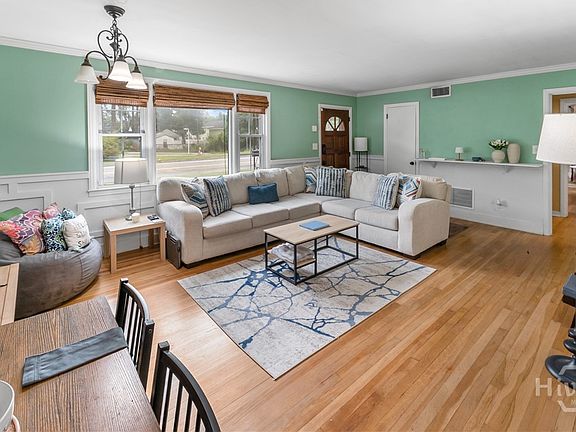 5th image of 1547 E 52nd Street