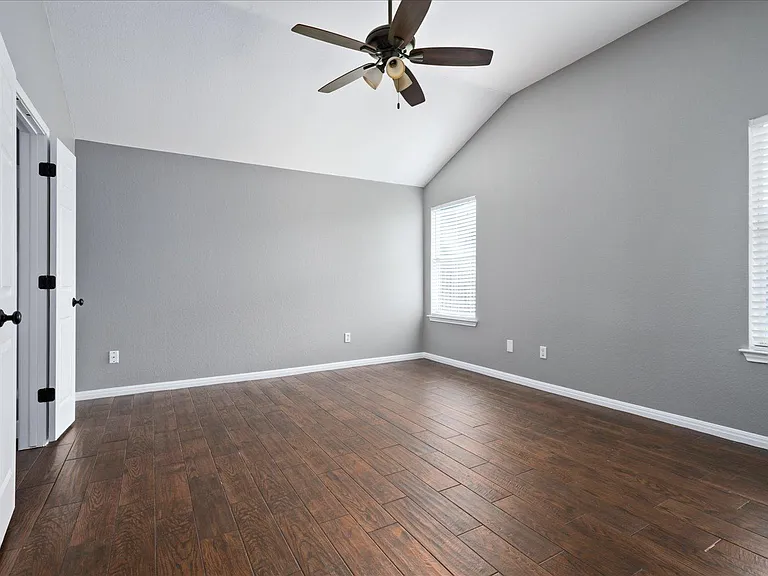 403 Thunderstorm Ave — Photo 14