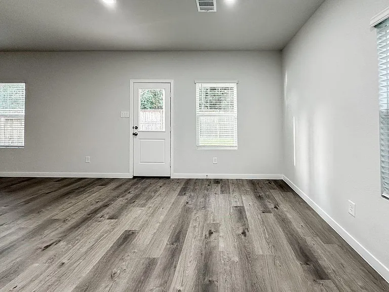 7934 Alset Dr — Photo 8