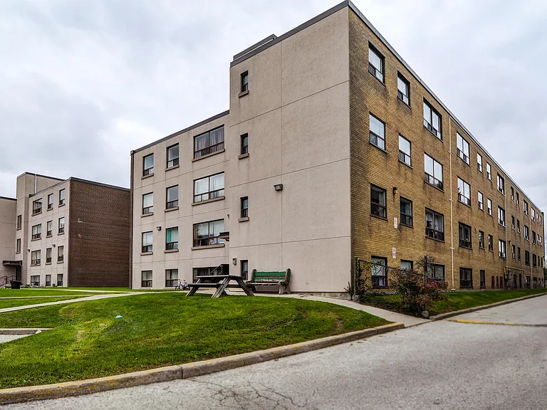 1545-202 Birchmount Rd #1535 — Photo 38