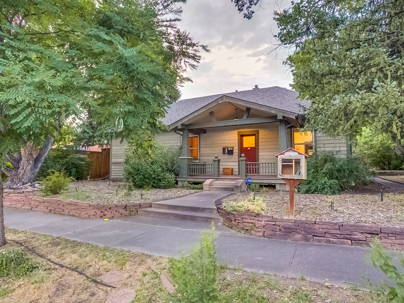 2 bed, $8,820 — Photo 1
