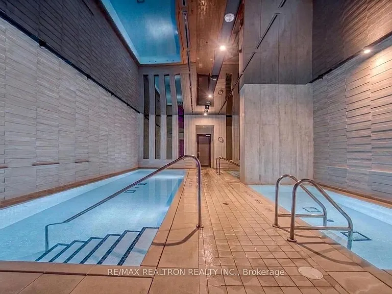 19 Bathurst St #1216 — Photo 16