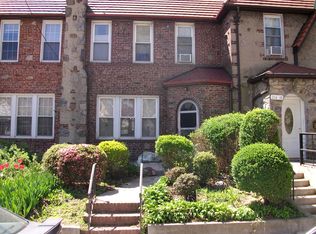 21420 45th Dr, Flushing, NY 11361
