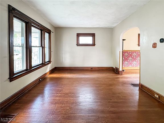 4th image of 4300 W 21st St