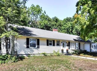 23 Louisburg St, Lawrence, MA 01843