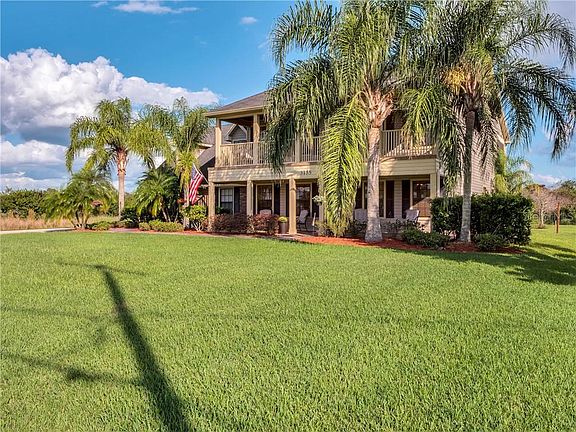 3rd image of 3127 Tohopekaliga Dr