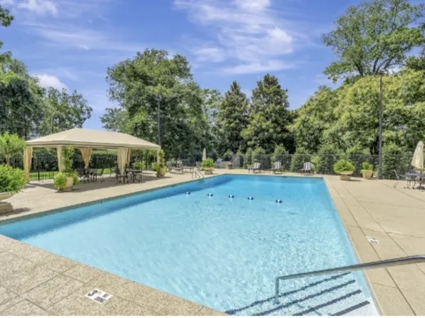 4215 Harding Pike APT 503, Nashville, TN 37205