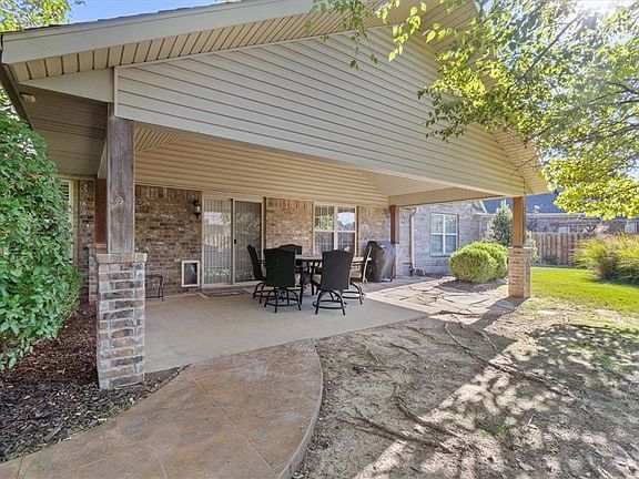 4th image of 5406 S Fireplace Dr