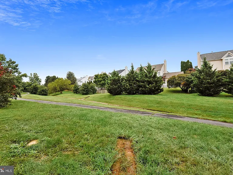 44030 Gala Cir — Photo 42