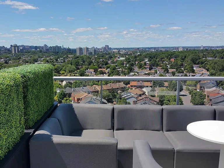 460 Saint Laurent Blvd — Photo 5
