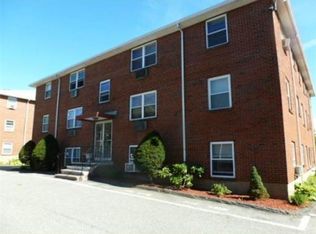 35 Montvale Ave APT 2, Woburn, MA 01801