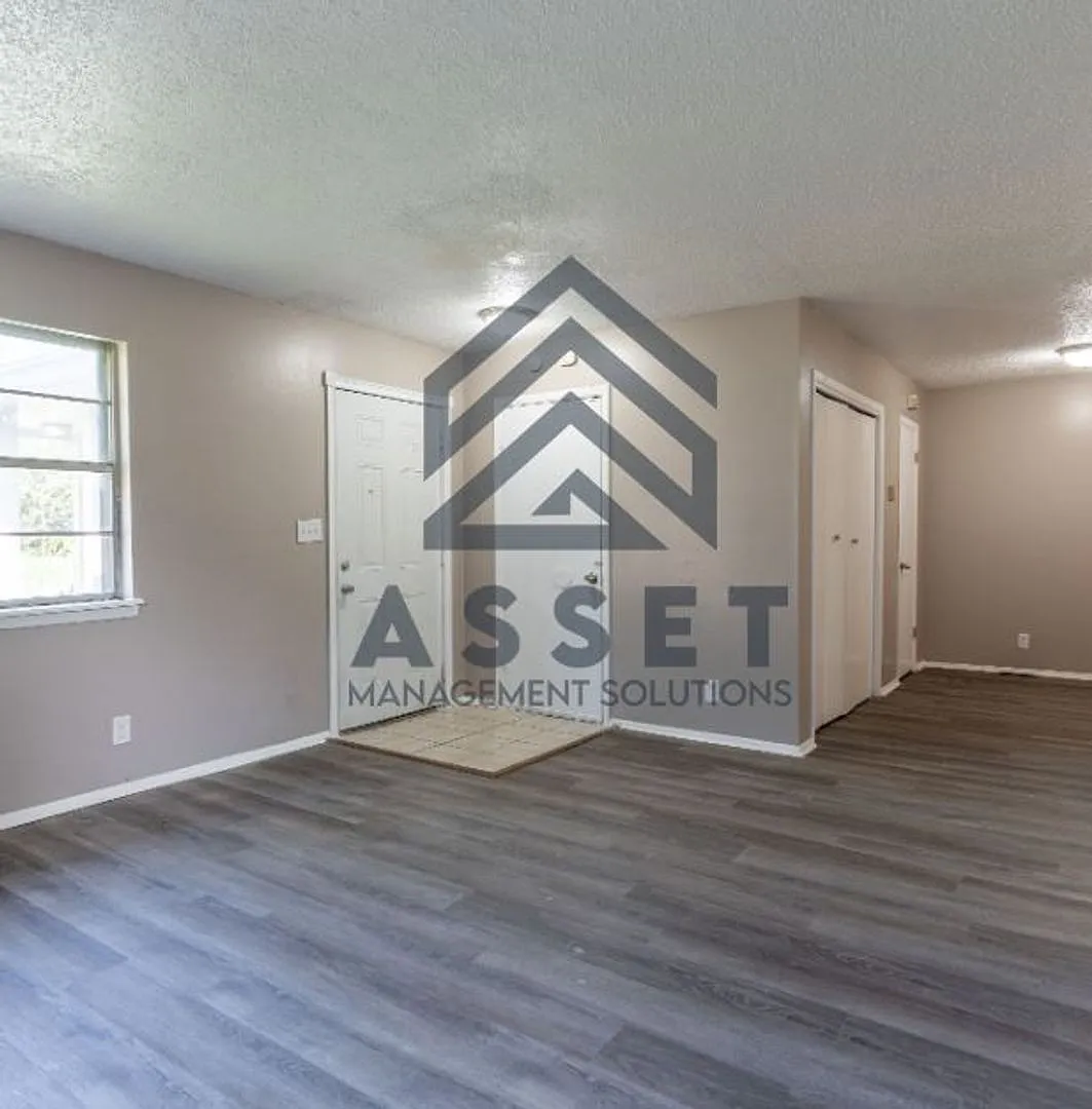 Tulsa Duplex — Photo 4