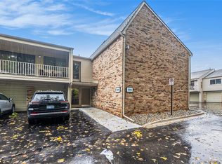 3825 Lone Pine Rd APT 301, West Bloomfield, MI 48323