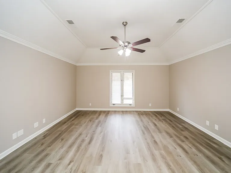 6404 Evergreen Dr — Photo 15