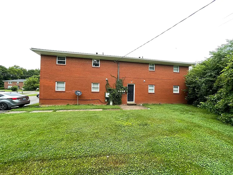 460 Old Seven Mile Pike #4 — Photo 13