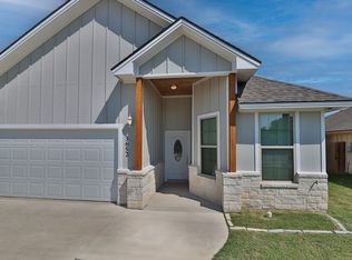 3652 Rabbit Ln, Bryan, TX 77808