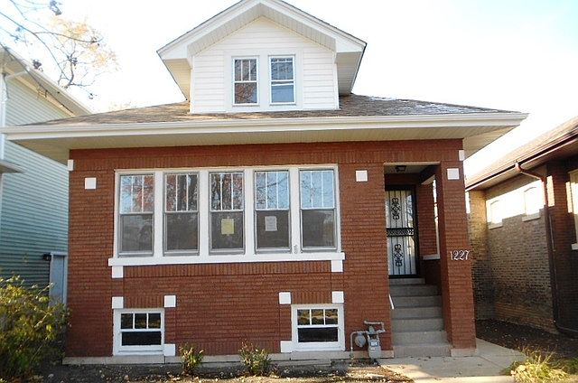 1st image of 1227 N Taylor Ave