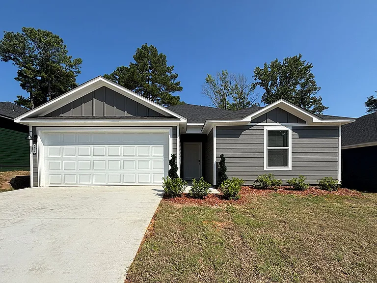 8408 Oxford Valley Dr — Photo 1
