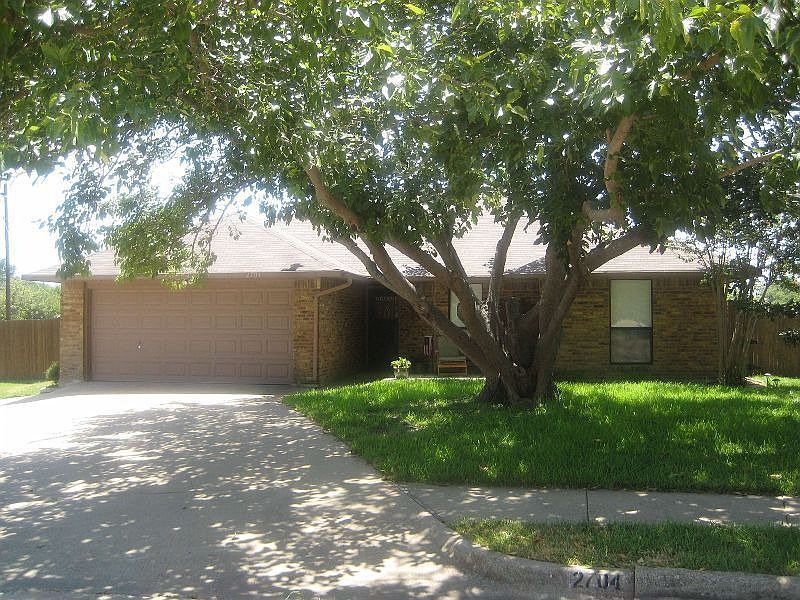 1st image of 2704 Herring Cir
