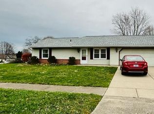 150 Williamsburg Ln NW, Lancaster, OH