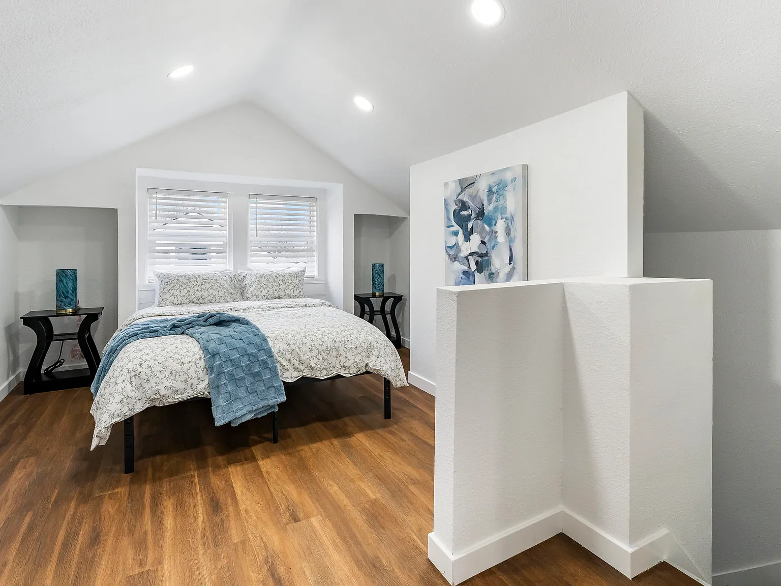 2 bed, 1200 sqft, $2,900 — Photo 2