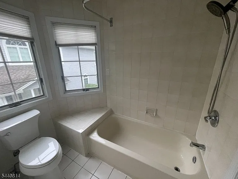 15 Davenport Rd — Photo 22