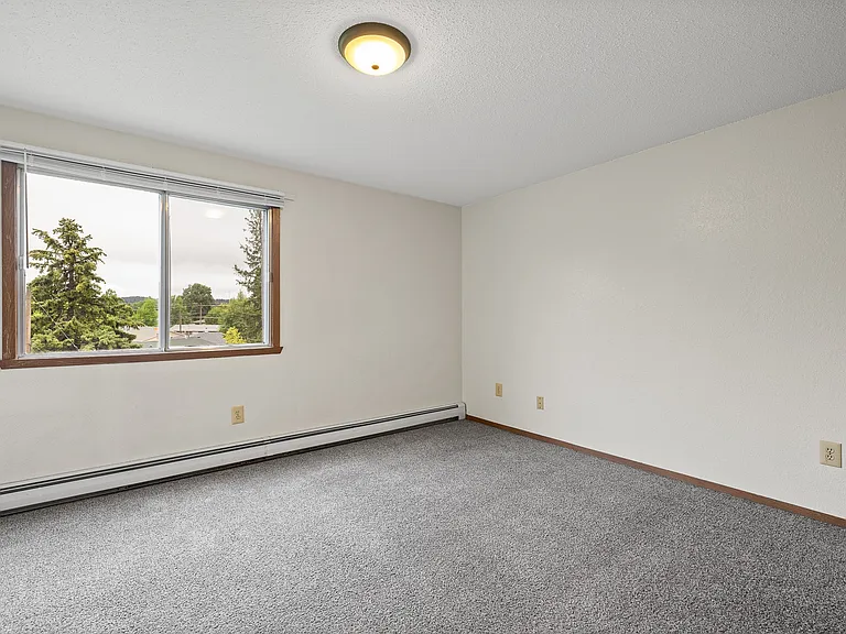 Candlewood Apartments — Photo 20