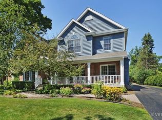 2300 Dewes St, Glenview, IL
