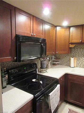 1st image of 1047 Hartley Ave Unit 111