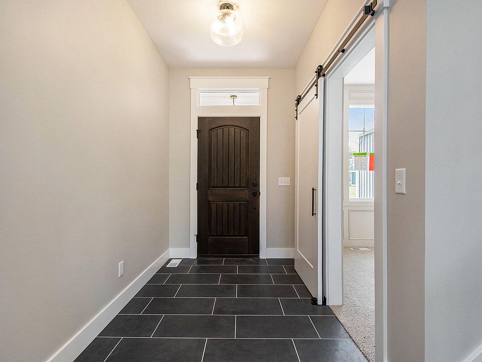 4688 Hidden Ridge Dr, Hudsonville, MI 49426 MLS 23135186 Zillow