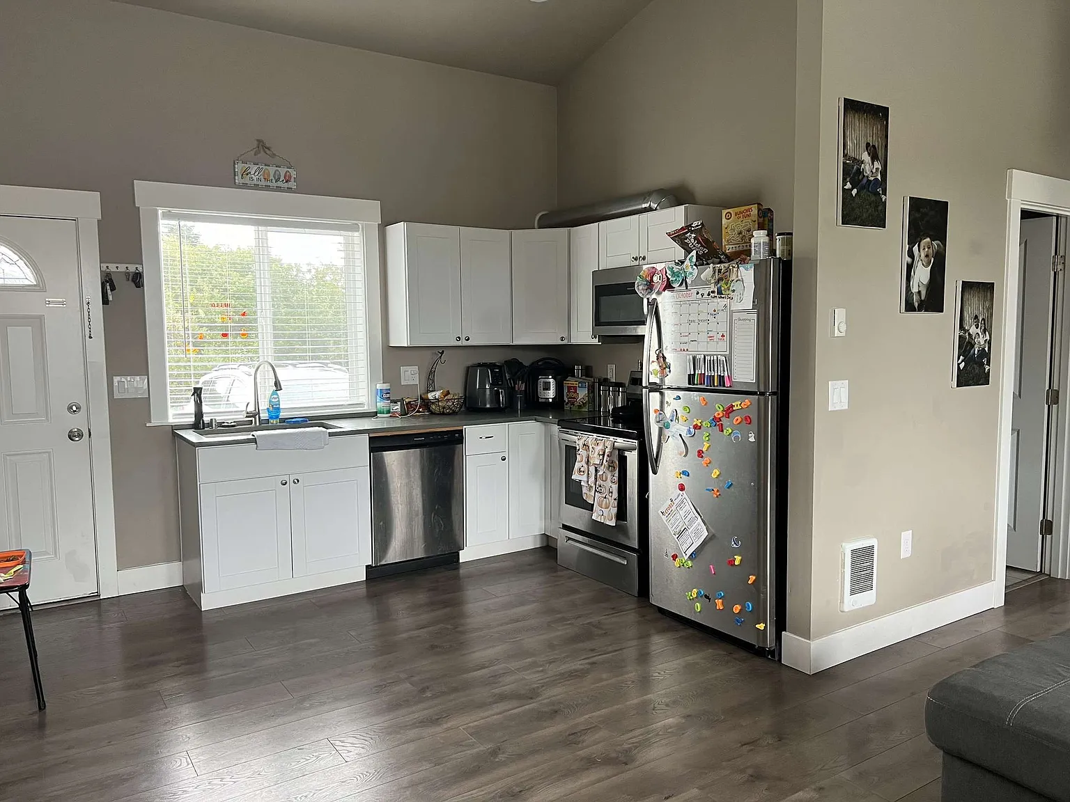 2 bed, 840 sqft, $1,500 — Photo 2