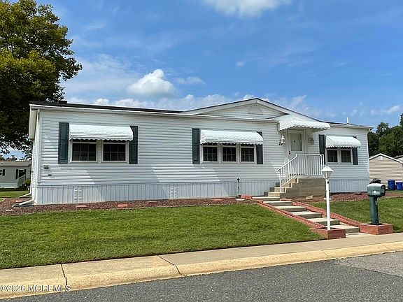 3rd image of 23 Brookside Way