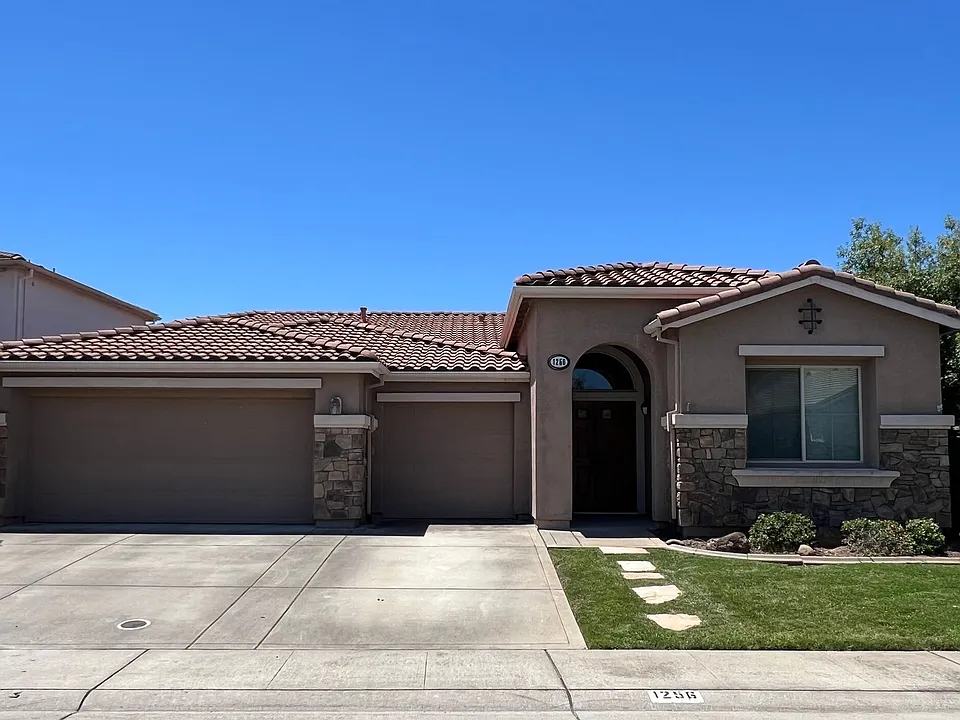 1256 Jorgenson Dr