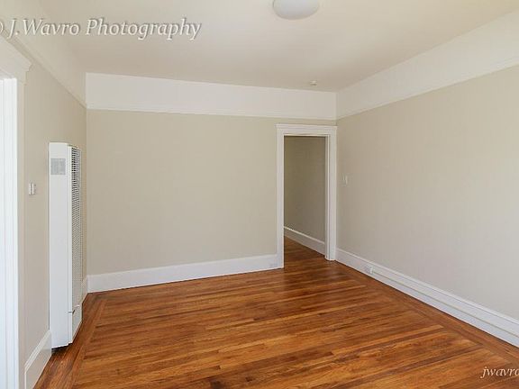 3rd image of 1785 Ofarrell St APT 6