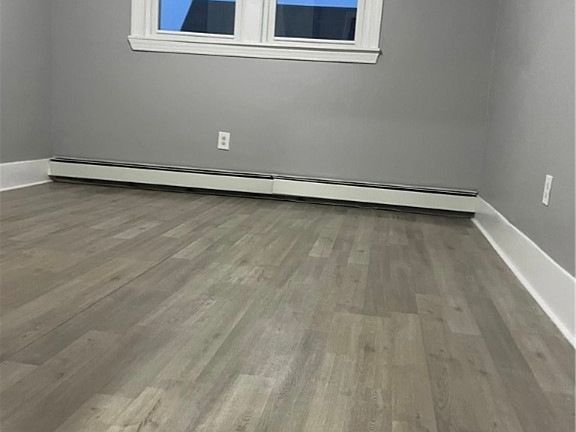 5th image of 36 Highland St Floor 3