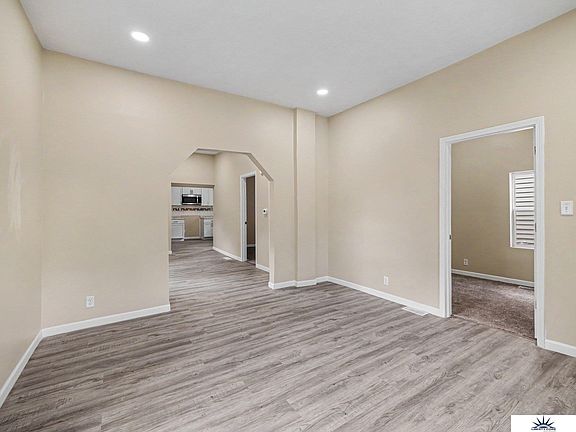 3rd image of 4120 N 28th St
