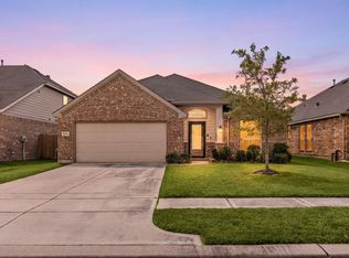 10031 Gold Finch Run, Magnolia, TX 77354