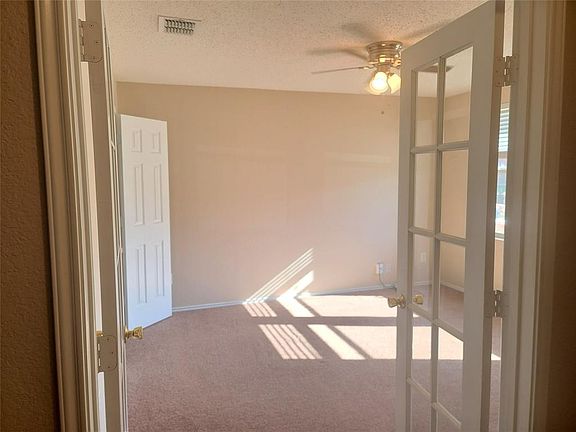 4th image of 8417 Redheart St