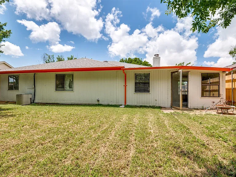 405 Myrtle Dr — Photo 21