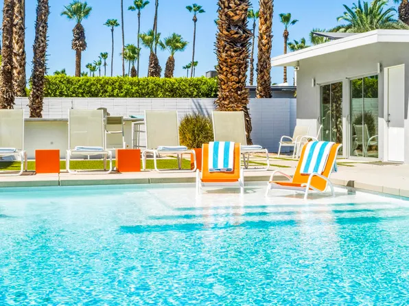 1877 S Navajo Dr, Palm Springs, CA 92264