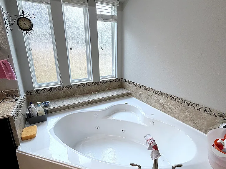 17910 Norwood Oaks Dr — Photo 22
