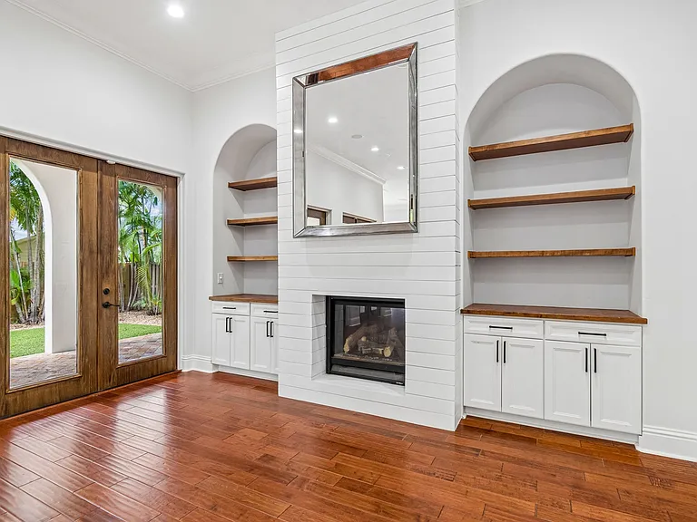 3917 W Barcelona St — Photo 15