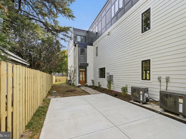 1227 N Quincy St, Arlington, VA 22203