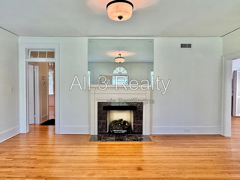 3417 Wellington Rd — Photo 6