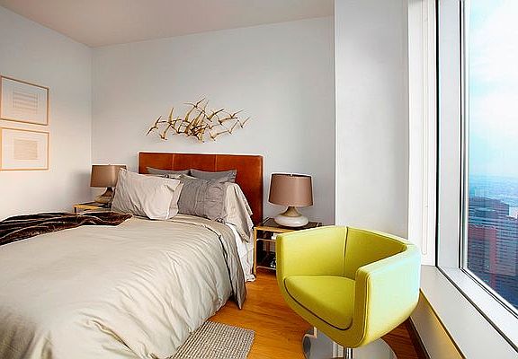 5th image of 8 Spruce St APT 10M