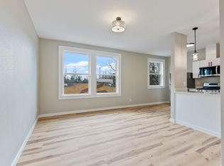 Sunnymot Apartments, Portland, OR 97214