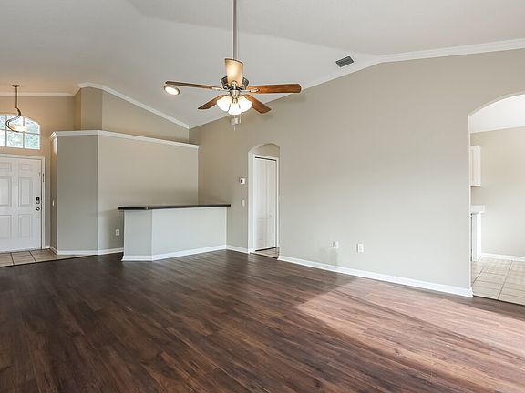 4th image of 410 Sacramento St