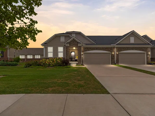 402 Henstride Ct #1, Ann Arbor, MI 48108